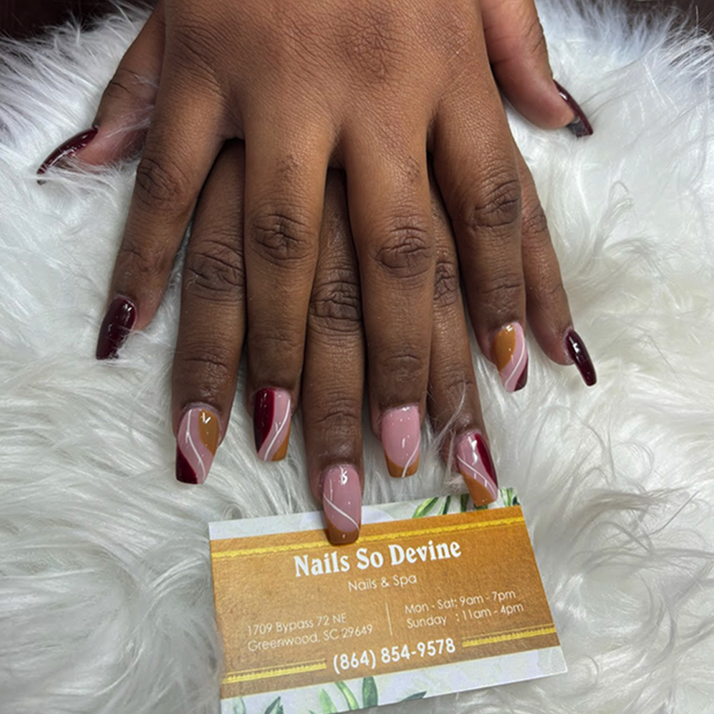 Nails So Devine nail photo 5